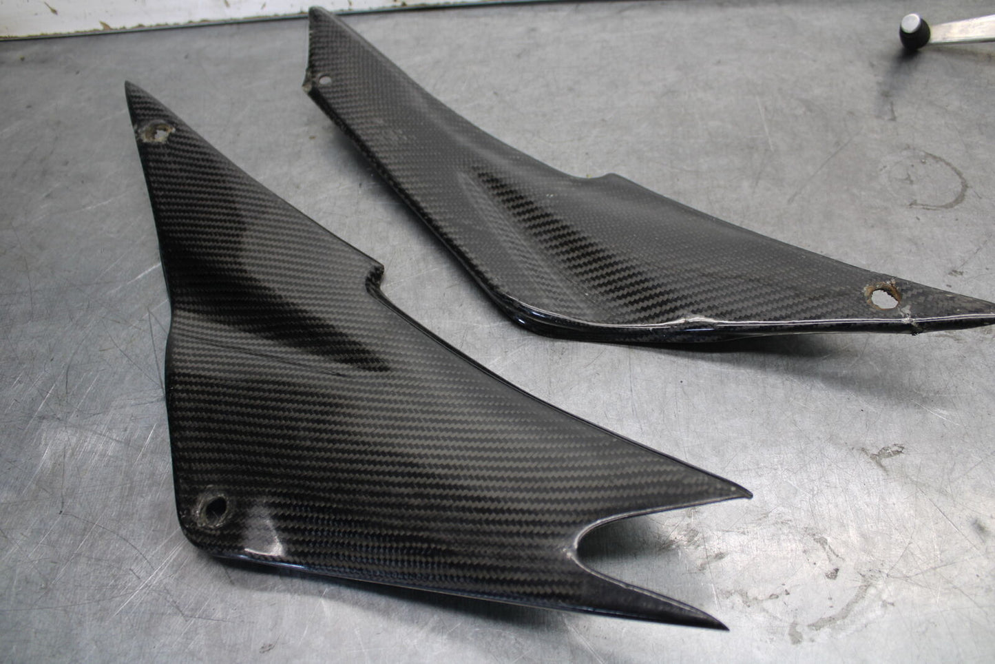 05-06 KAWASAKI NINJA ZX6R CB - CARBON FIBER RIGHT LEFT FRONT SEAT PANELS BB505