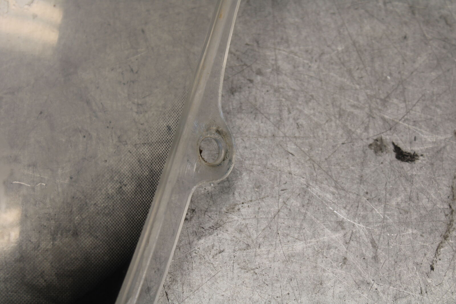 03-07 SUZUKI SV1000S FRONT WINDSHIELD WINDSCREEN  BB657