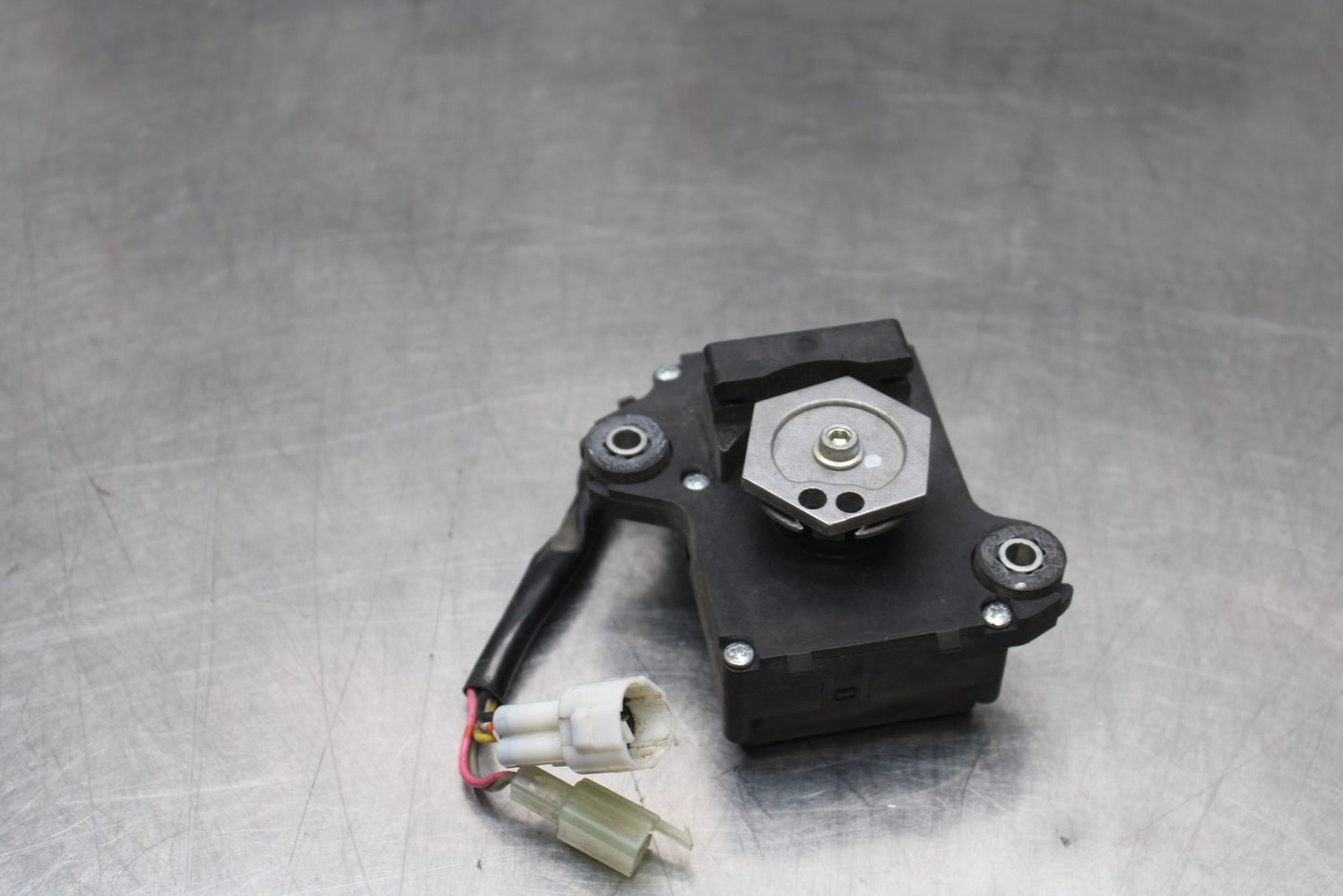 08-10 SUZUKI GSXR 600 EXHAUST VALVE SERVO MOTOR BB202