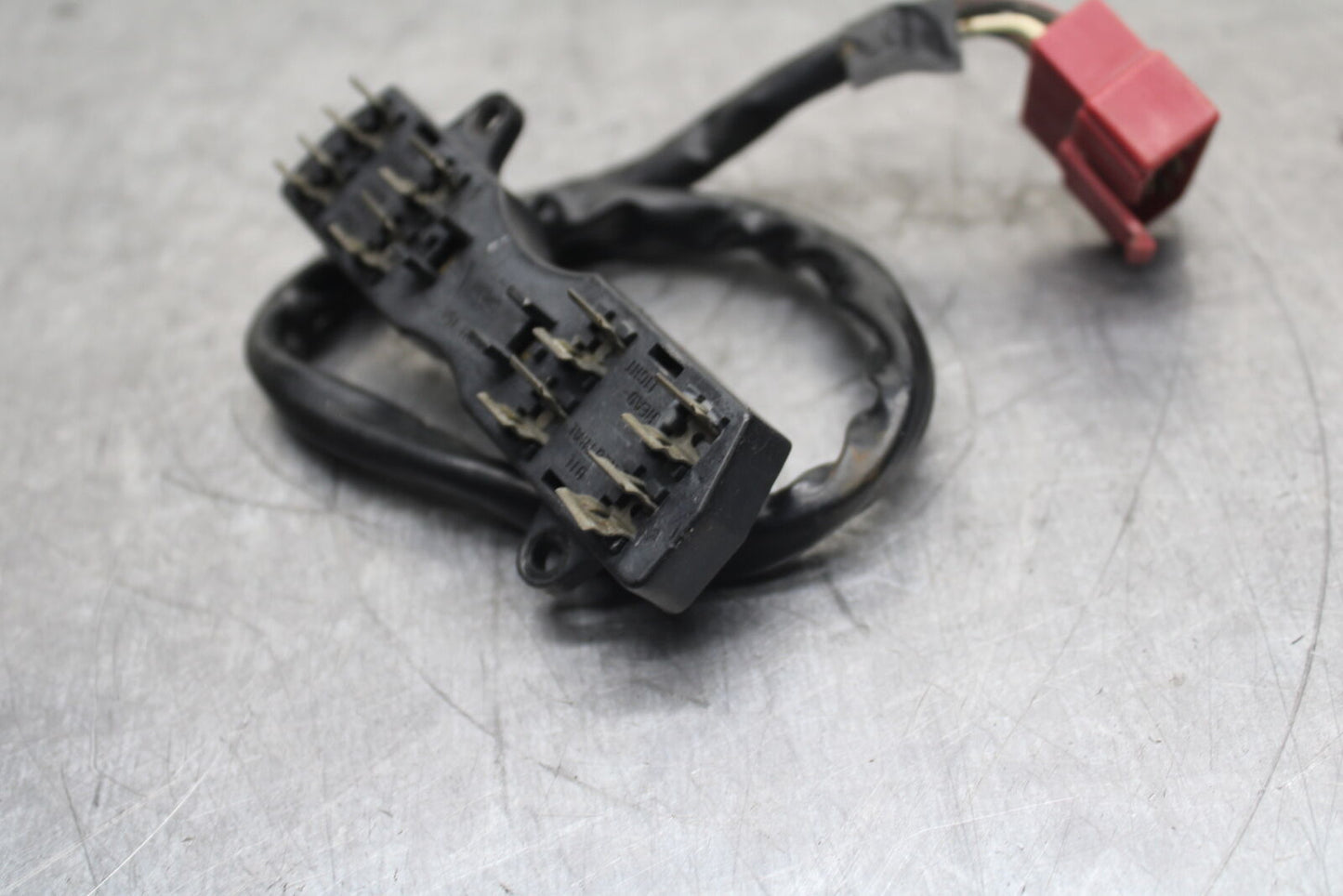 84 HONDA INTERCEPTOR 750 VF750F FUSE BOX BB108