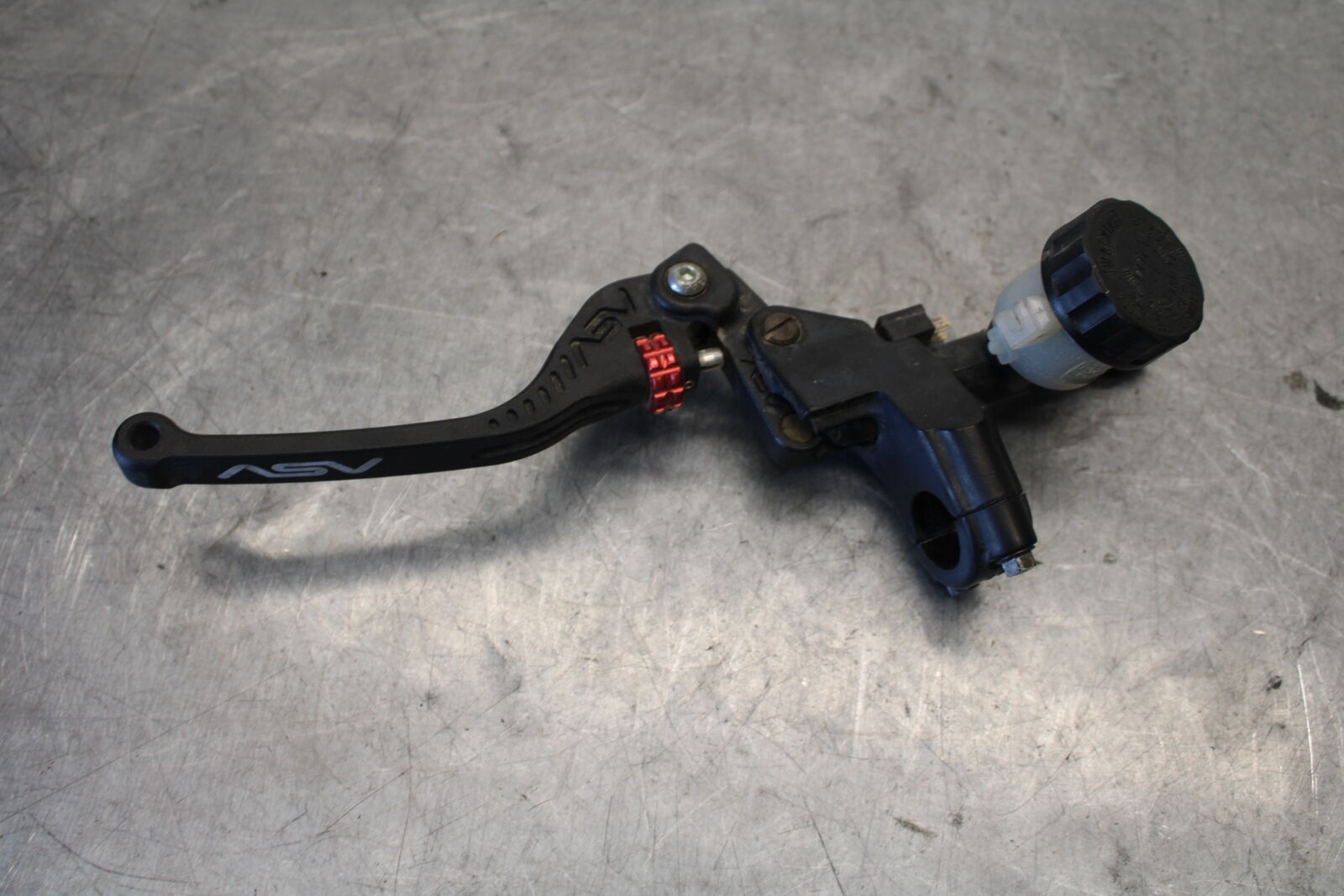 03-07 SUZUKI SV1000S HYDRAULIC CLUTCH MASTER CYLINDER w/ LEVER BB657