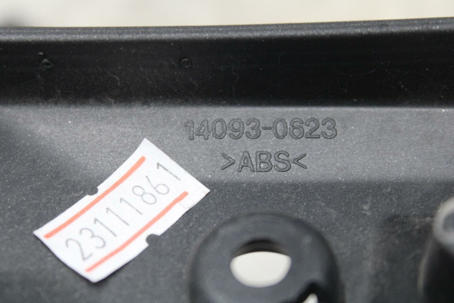 17-20 KAWASAKI NINJA 650 RIGHT LEFT REARSETS COVERS TRIM PAIR BB364