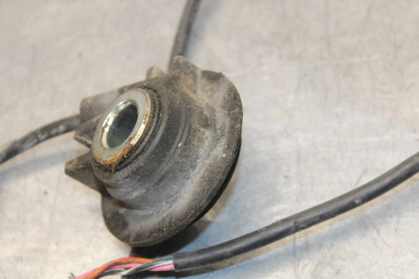 01-06 TRIUMPH TIGER 955I SPEEDOMETER DRIVE GEAR BB693