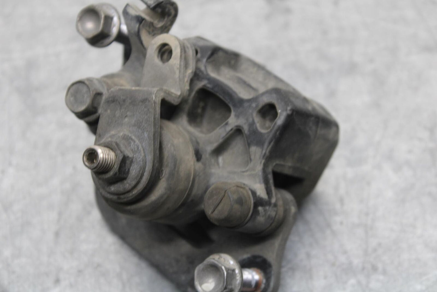 17 HONDA CRF1000LD AFRICA TWIN DCT ABS REAR BACK BRAKE CALIPER W MOUNT BB97