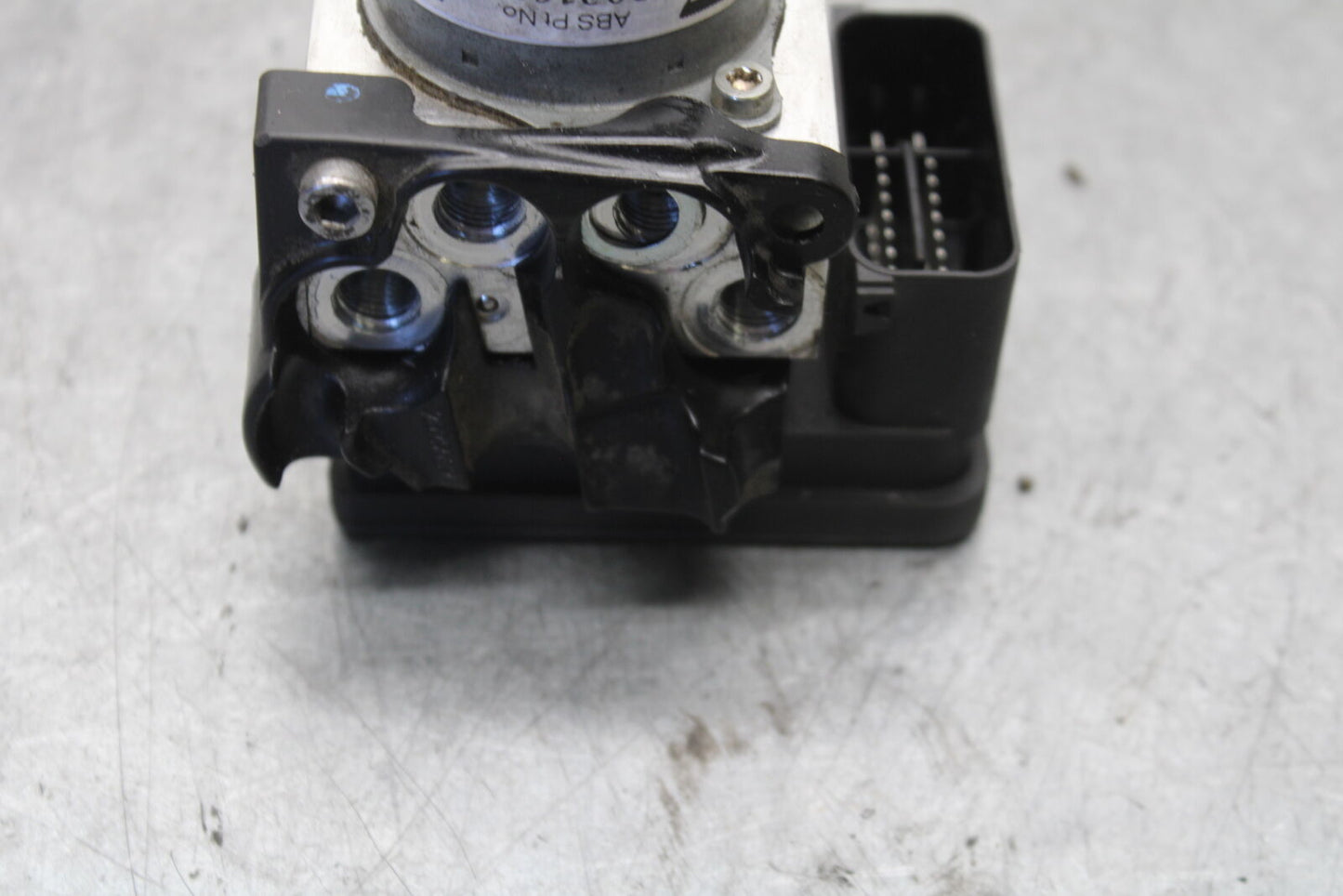 19-21 TRIUMPH SPEED TWIN 1200 ABS PUMP UNIT MODULE T2021971 BB653