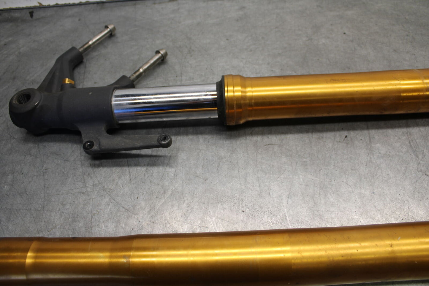 07-08 TRIUMPH DAYTONA 675 FRONT FORKS SHOCK SUSPENSION SET PAIR T2044110 BB685