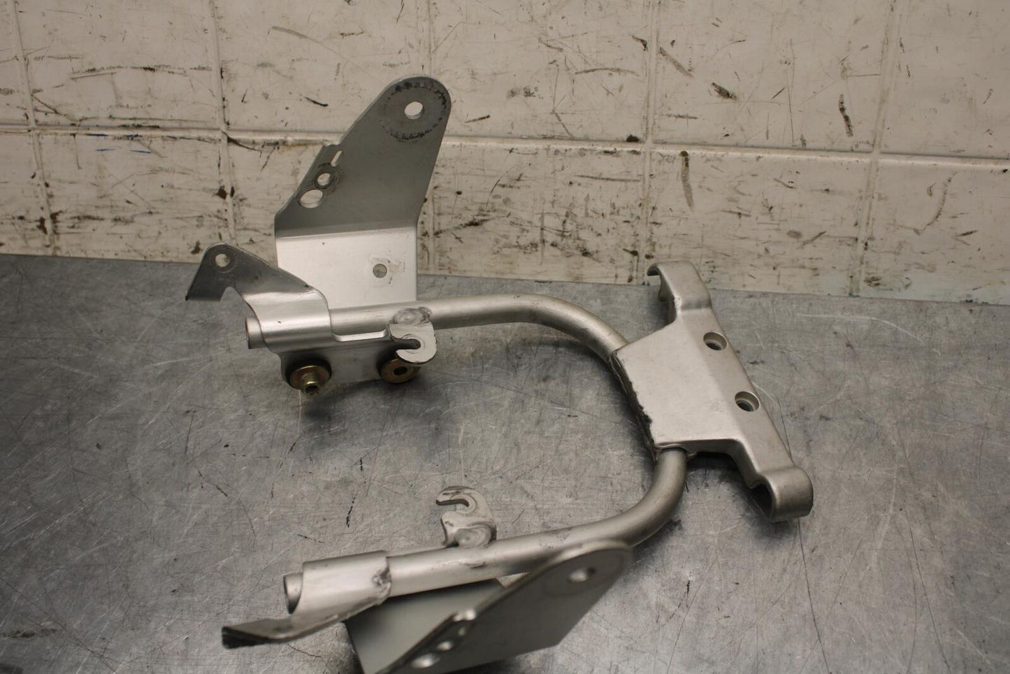2005 Ducati Monster S2R UPPER FAIRING MIRROR GAUGES STAY BRACKET BB557