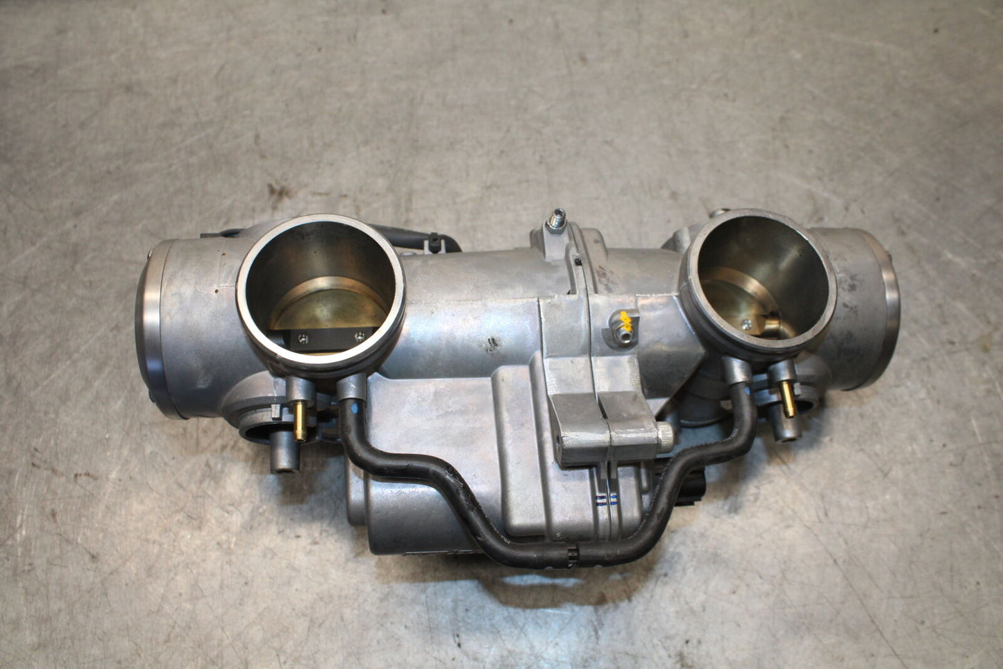 19-21 TRIUMPH SPEED TWIN 1200 THROTTLE BODIES BB653