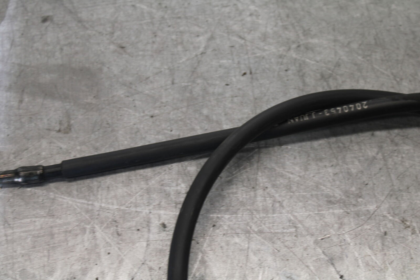 01-06 TRIUMPH TIGER 955I THROTTLE CABLES LINES BB693
