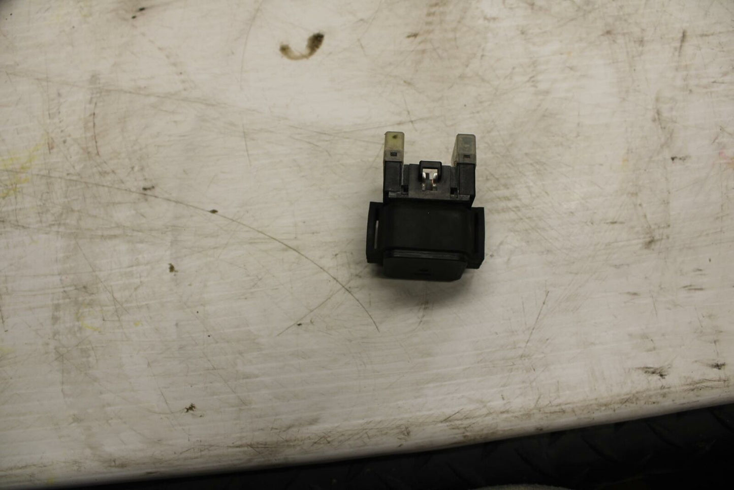03-04 YAMAHA ROAD STAR 1600 ENGINE STARTER RELAY STARTING MOTOR SWITCH BB279