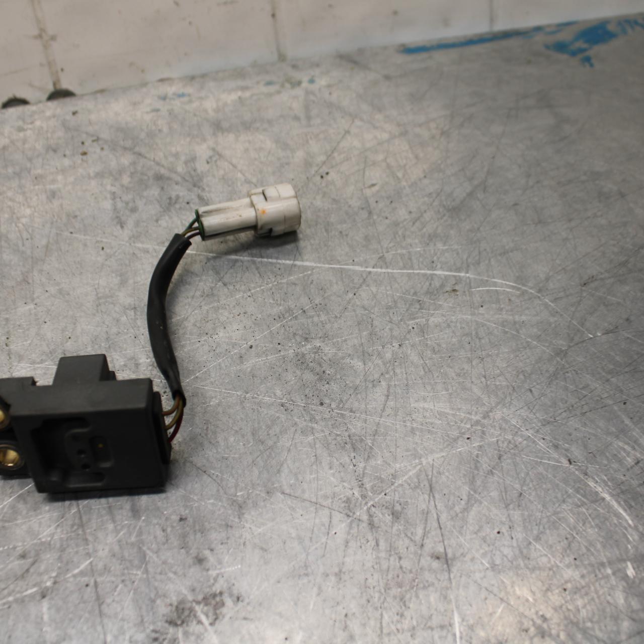 18 KTM RC 390 TIP OVER BANK ANGLE CRASH SENSOR SWITCH BB442