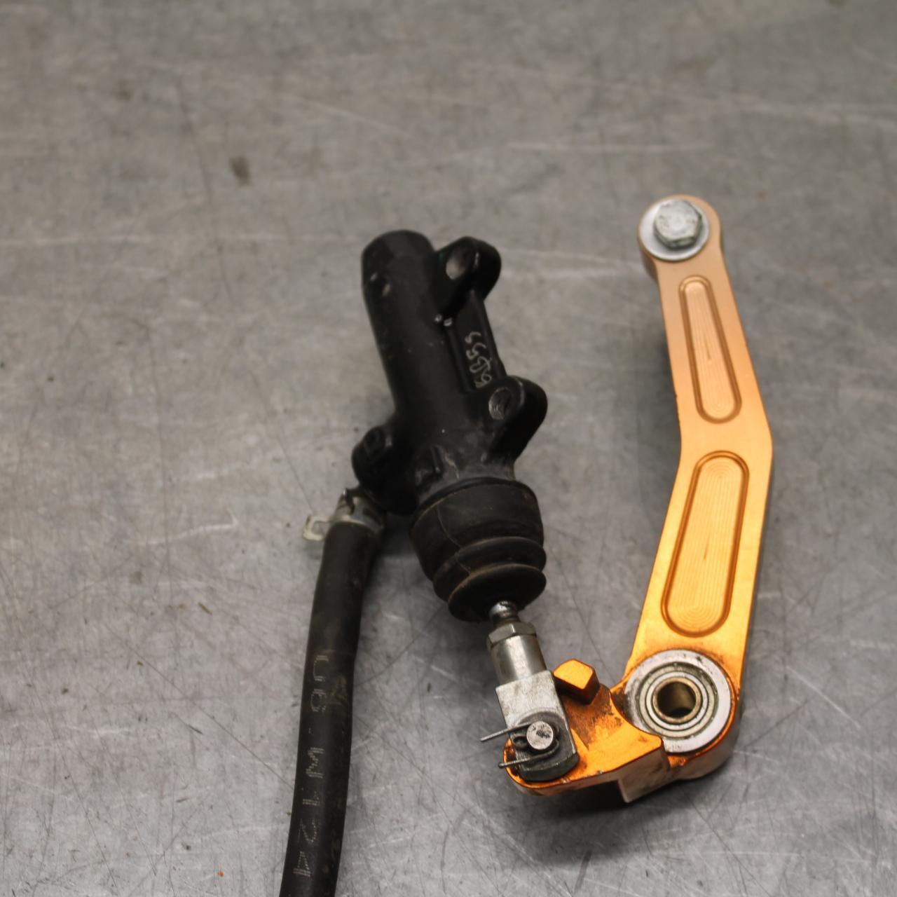 16-24 KTM 390 RC REAR BACK BRAKE MASTER CYLINDER W RESERVOIR BB648