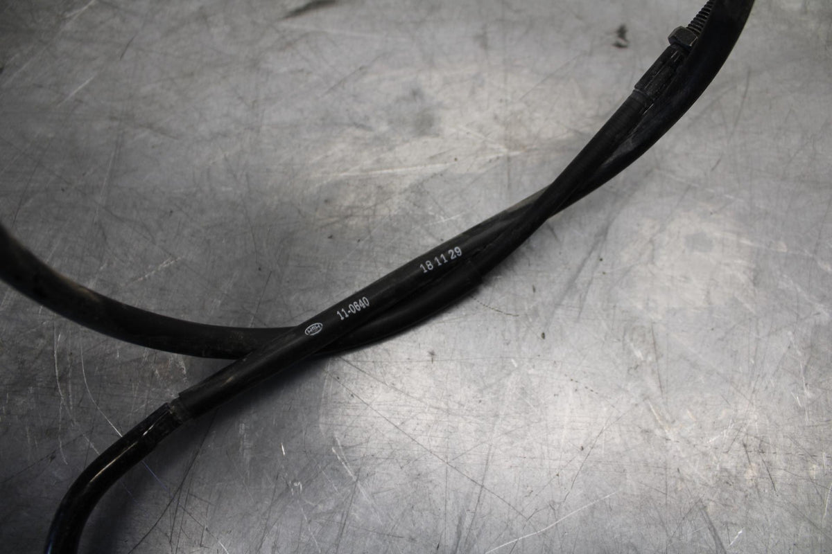 18 KAWASAKI Z 400 CLUTCH CABLE LINE BB469