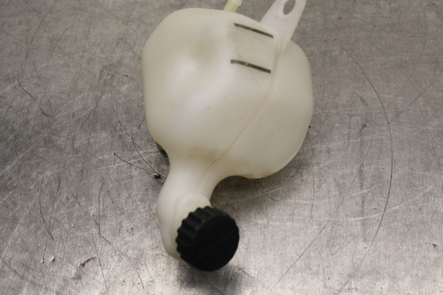 17-24 KTM 390 DUKE COOLANT WATER TANK RESERVOIR BOTTLE BB734