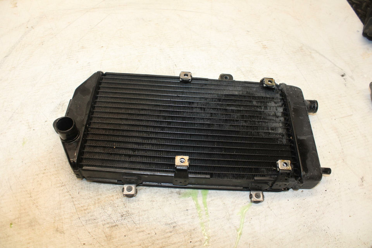 06-21 KAWASAKI VULCAN 900 ENGINE COOLER COOLING RADIATOR RADIATER BB363