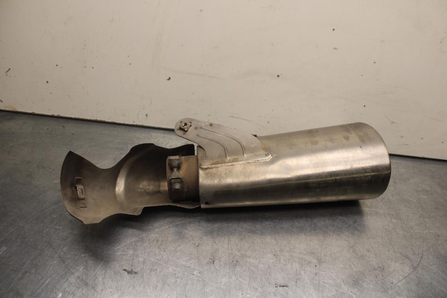 2016 BMW S1000R ABS EXHAUST PIPE MUFFLER SLIP ON CAN SILENCER BB604