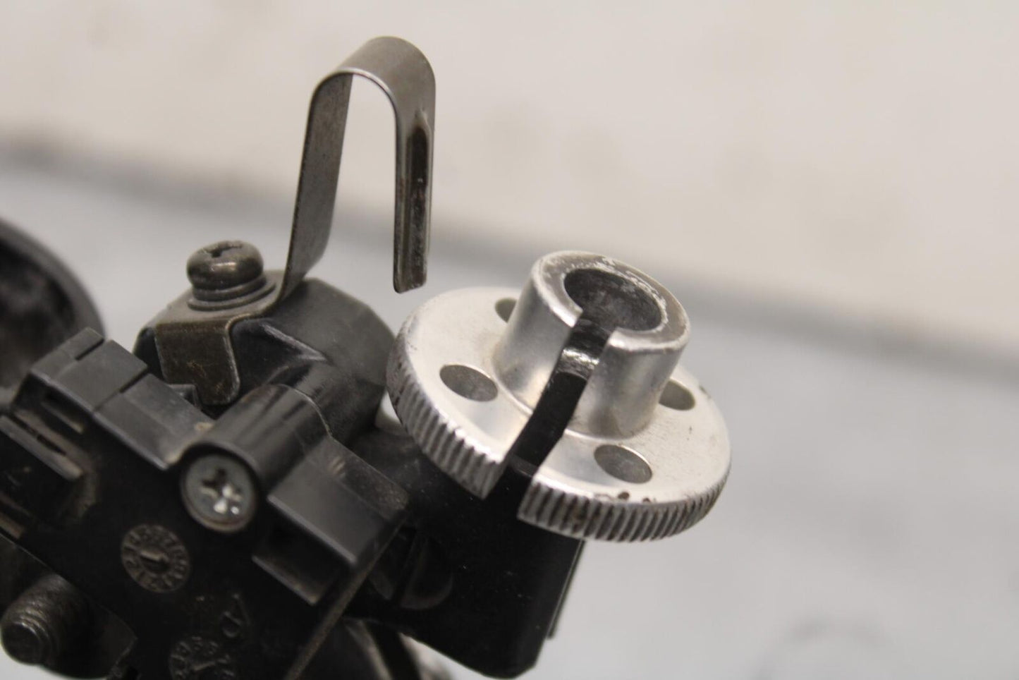 01-03 SUZUKI GSXR600 CLUTCH PERCH MOUNT WITH LEVER  BB633