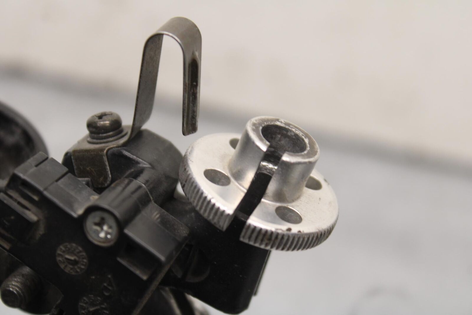 01-03 SUZUKI GSXR600 CLUTCH PERCH MOUNT WITH LEVER  BB633