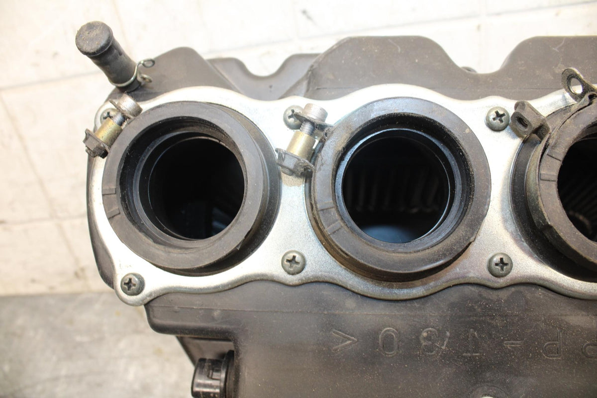 2003 Yamaha YZF R6 AIRBOX INTAKE FILTER 5SL-14411-00-00 5SL-14421-00-00 BB539