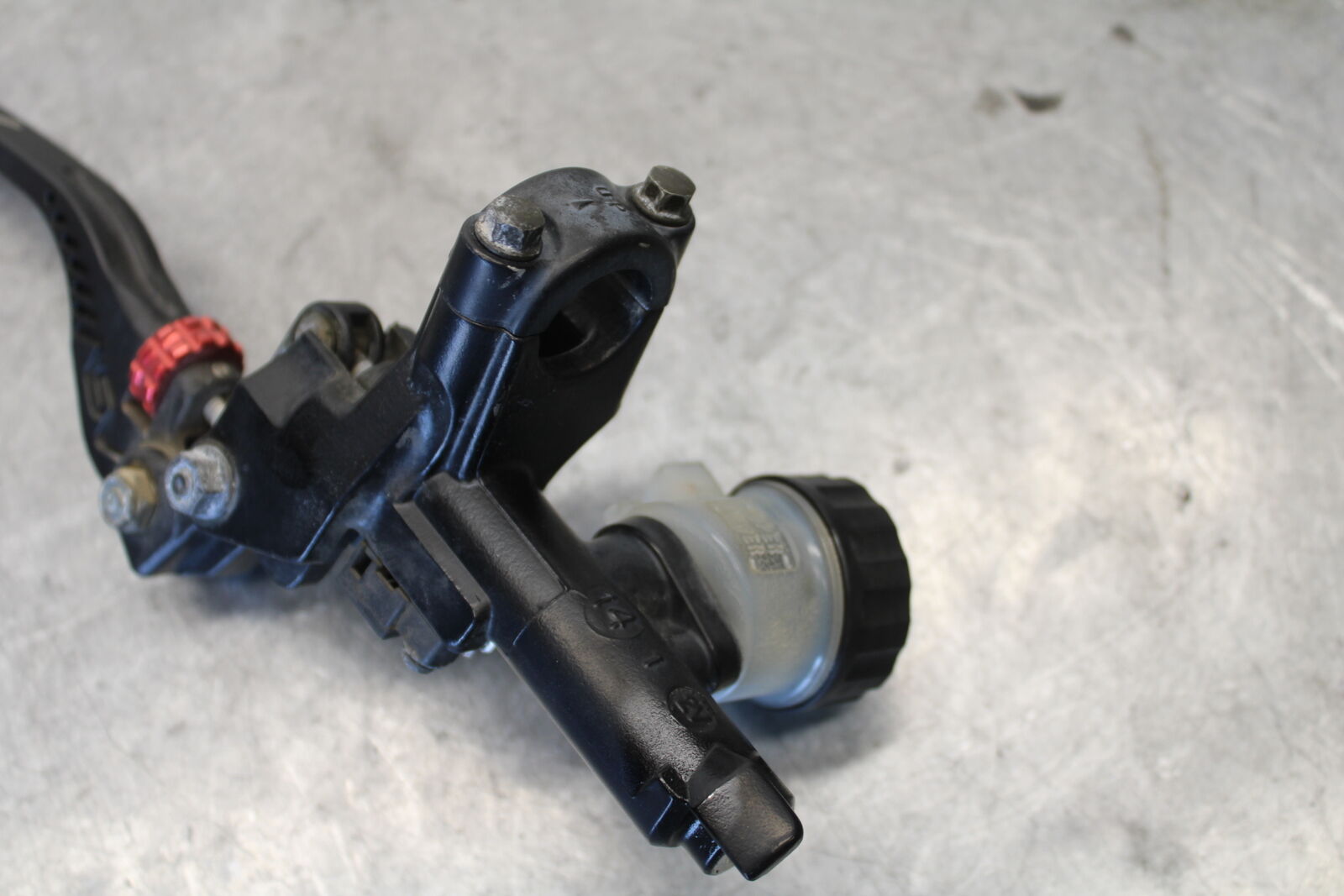 03-07 SUZUKI SV1000S HYDRAULIC CLUTCH MASTER CYLINDER w/ LEVER BB657