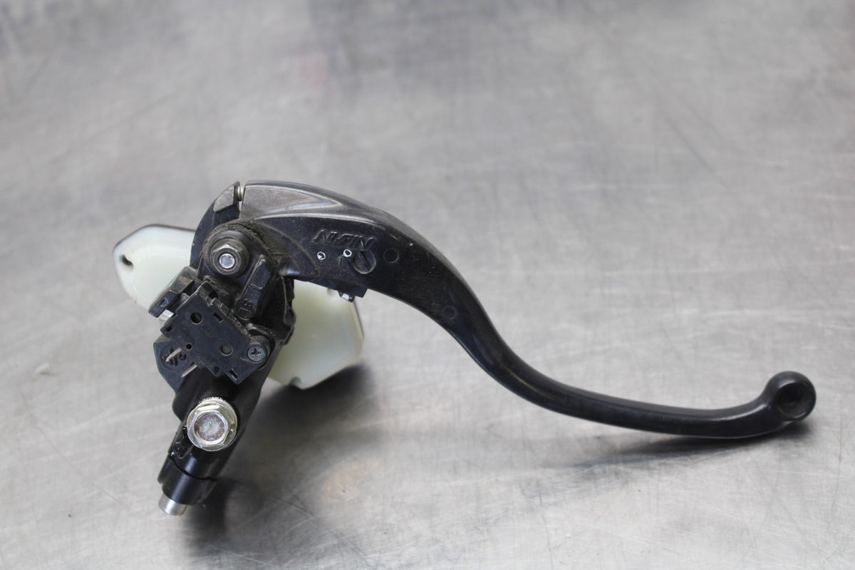 09 KAWASAKI CONCOURS 14 ZG1400B HYDRAULIC CLUTCH MASTER CYLINDER w/ LEVER BB875