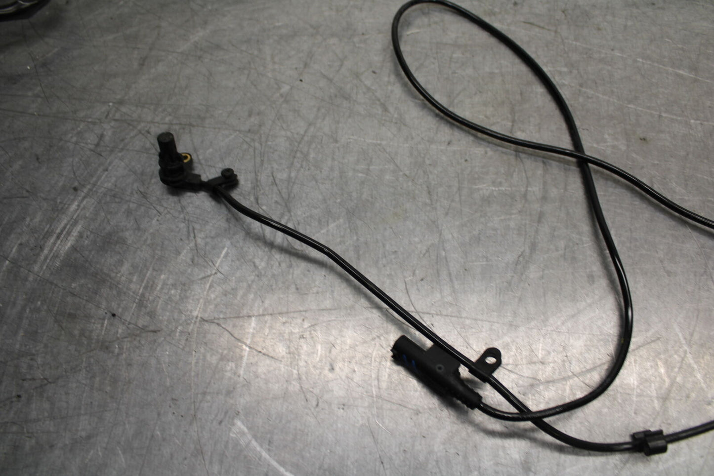 21-24 APRILIA TUONO 660 FACTORY FRONT ABS BRAKE SENSOR BB733