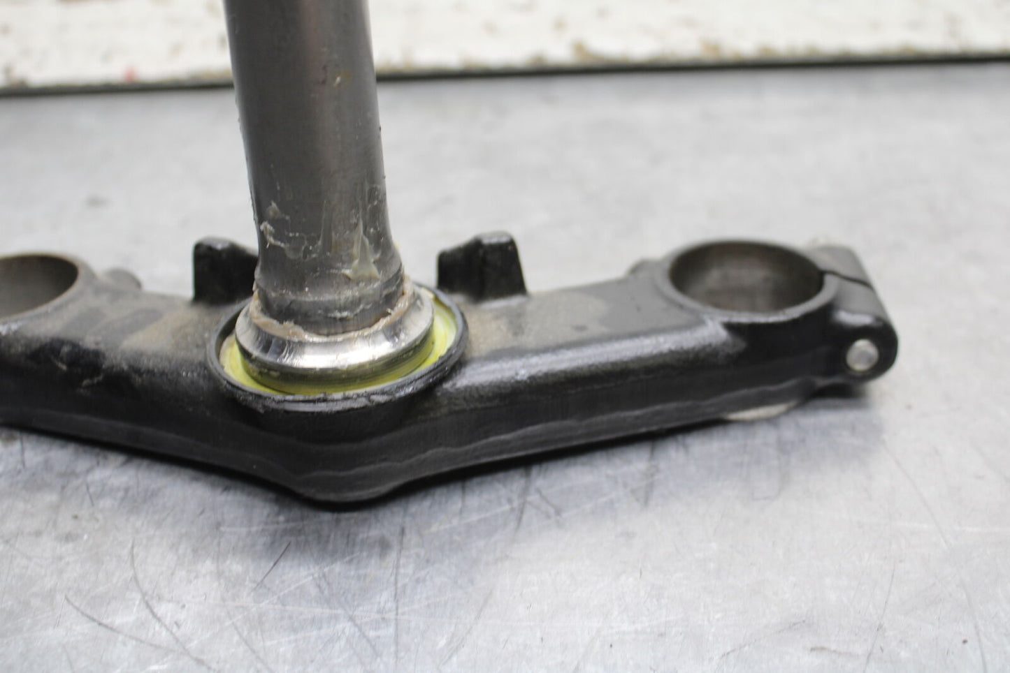 15-16 HONDA CB300F FRONT FORKS CLAMP LOWER TRIPLE TREE STEM BB740
