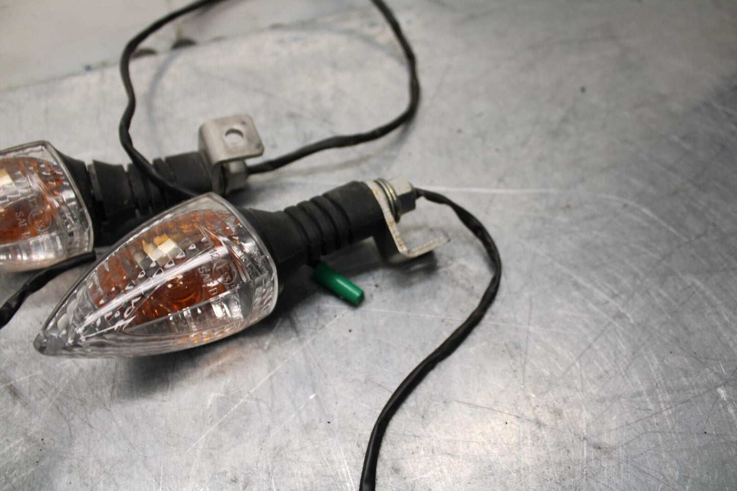 18 KTM RC 390 REAR LEFT RIGHT TURN SIGNALS LIGHT INDICATORS BB442