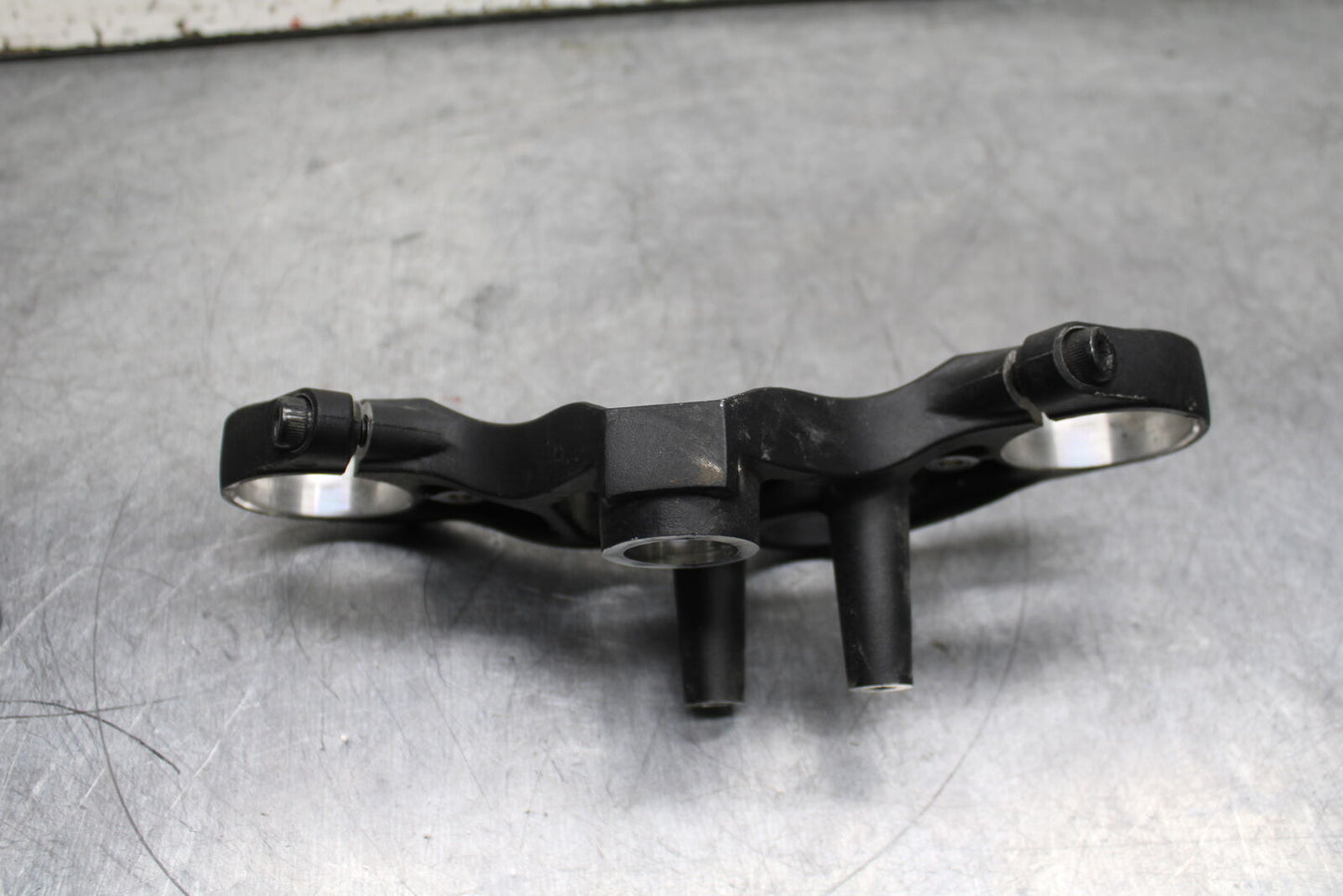 19-24 YAMAHA R3 FORKS UPPER TRIPLE TREE CLAMP BB736