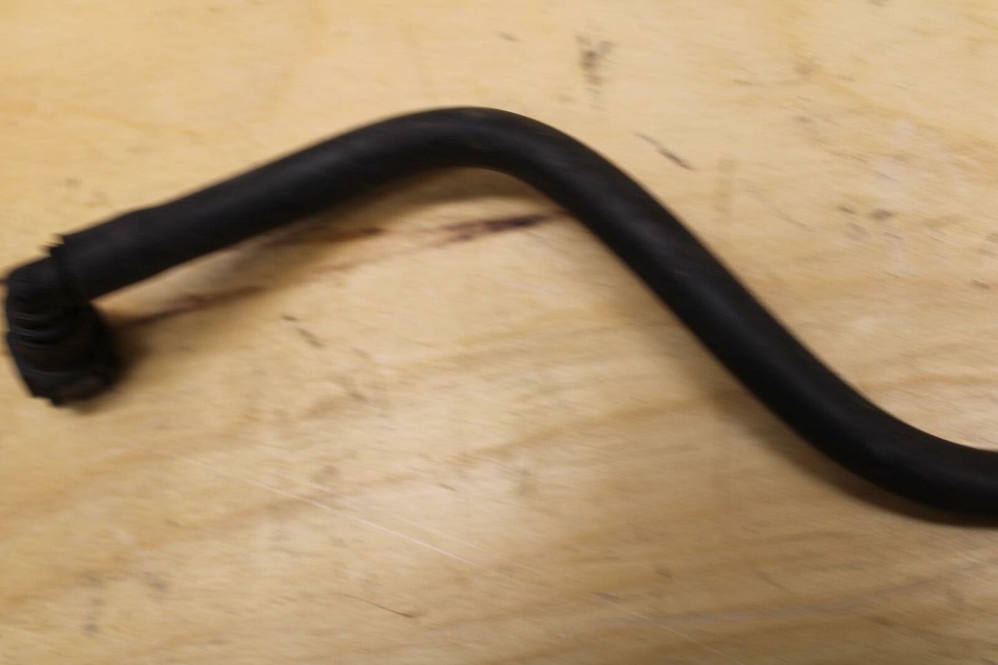 02-03 YAMAHA YZF R1 5PW FUEL HOSE GAS LINE TUBE PIPE 5PW-13971-00-00 BB313