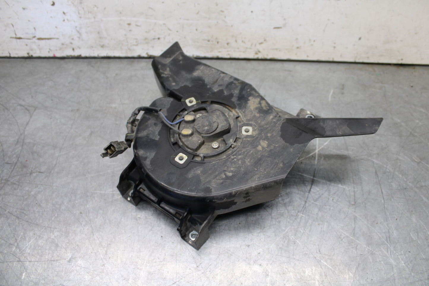 19-22 KAWASAKI Z400 ENGINE RADIATOR COOLING FAN BB708