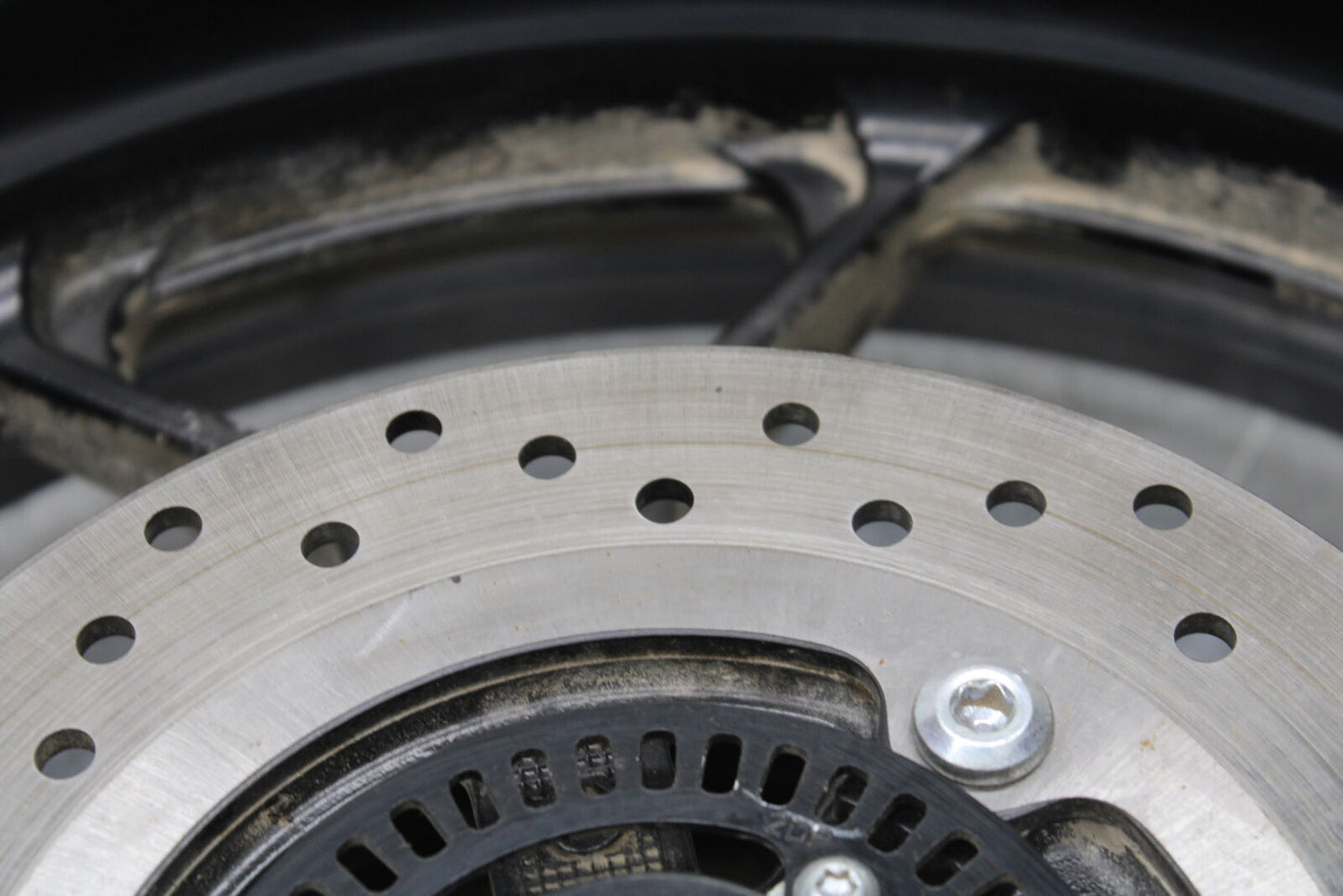 19-24 YAMAHA R3 REAR WHEEL BACK RIM BB736
