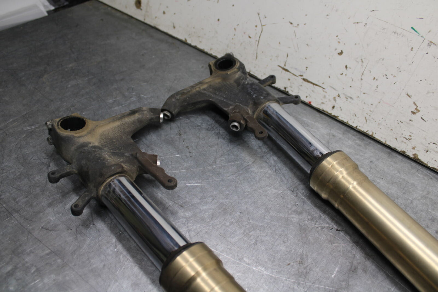 08-10 SUZUKI GSXR 600 FRONT FORKS SHOCK SUSPENSION SET PAIR BB721