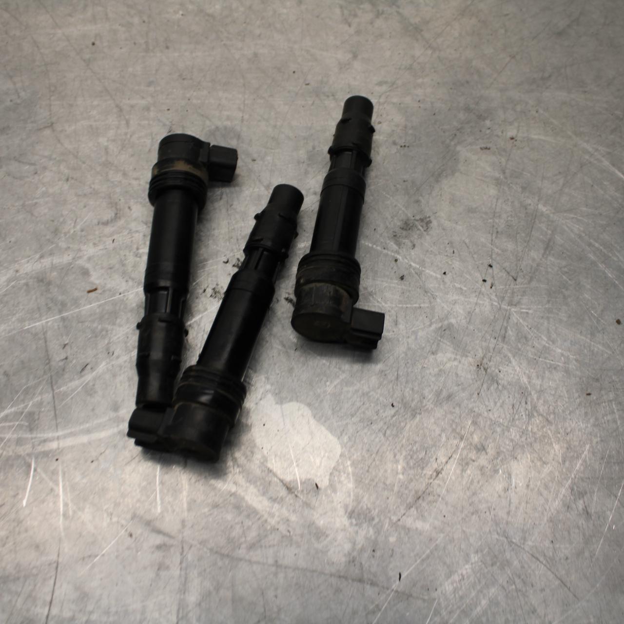 14-15 TRIUMPH STREET TRIPLE R IGNITION COILS COIL SPARK PLUG CAPS BB441