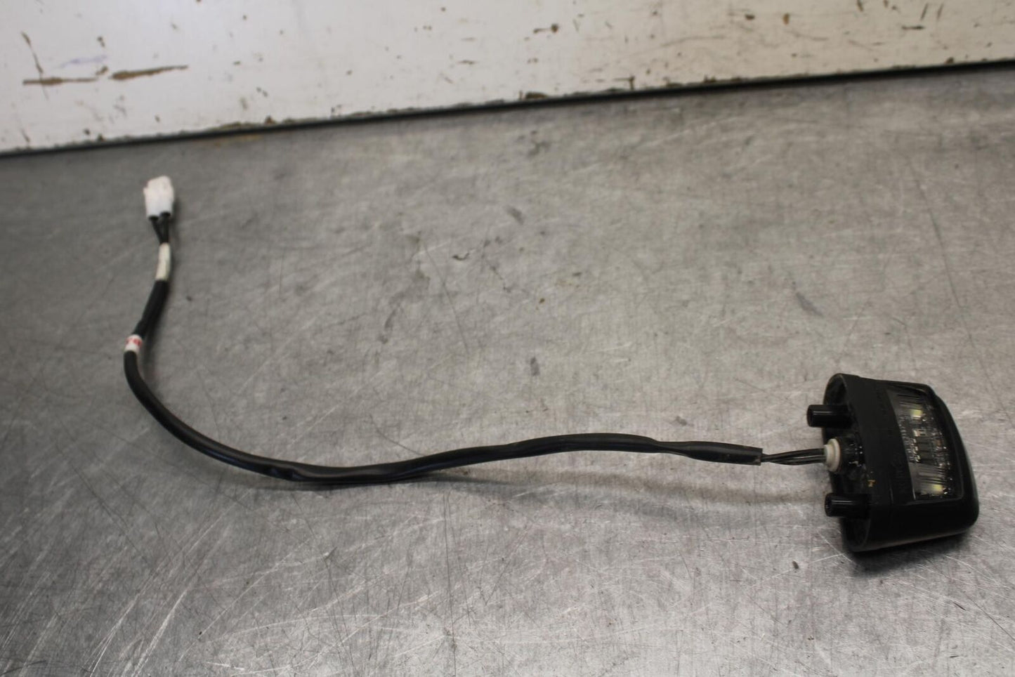 23-24 KAWASAKI NINJA ZX4R LICENSE PLATE LIGHT BB638