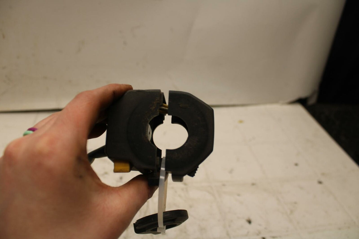 93 SUZUKI KATANA 600 GSX600F LEFT CLIP ON HANDLE HORN SIGNALS SWITCH BB400