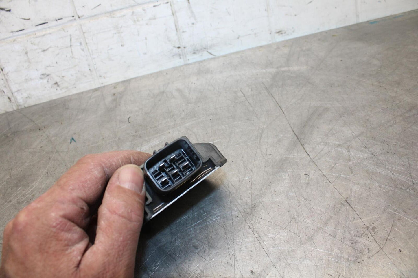 22 KTM 890 ADVENTURE RECTIFIER VOLTAGE REGULATOR BB514