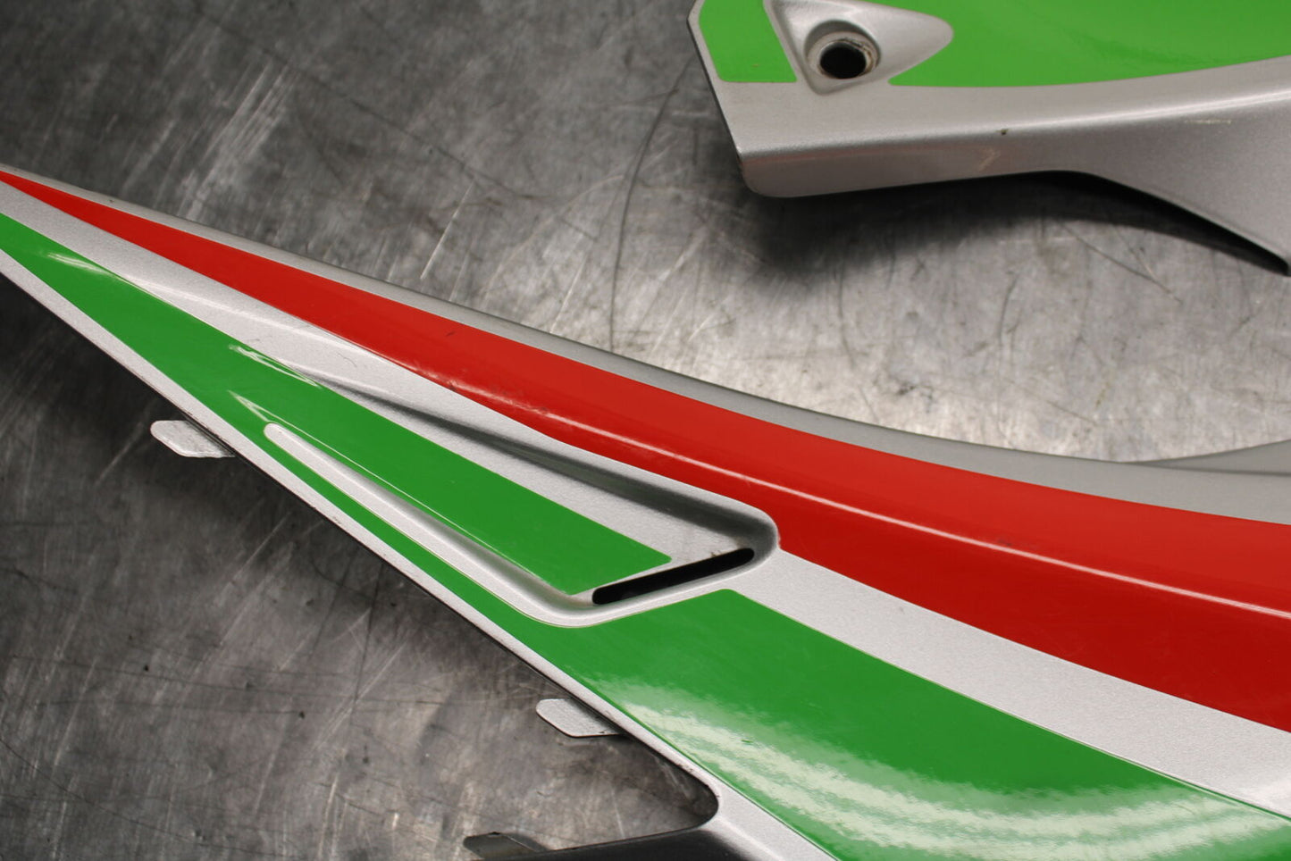 15-19 APRILIA RSV4 RF RIGHT LEFT FRONT SIDE SEAT PANELS COWLS FAIRINGS BB611