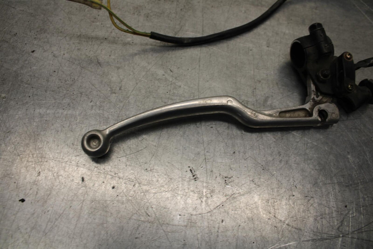 1995 Suzuki RF600R CLUTCH PERCH MOUNT WITH LEVER BB615