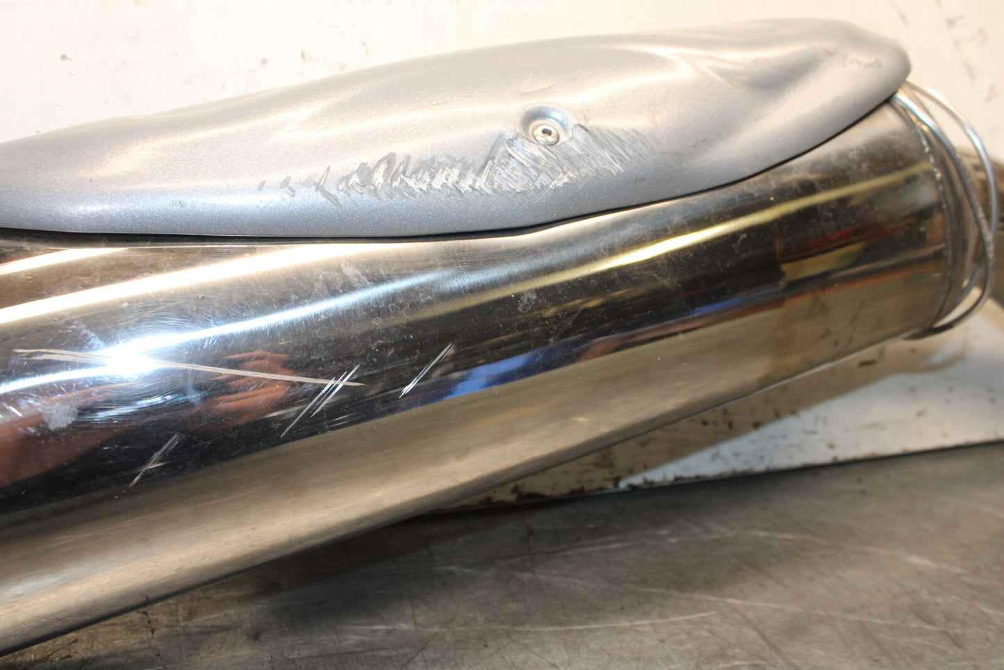01-06 TRIUMPH TIGER 955I EXHAUST PIPE MUFFLER SLIP ON CAN SILENCER BB693