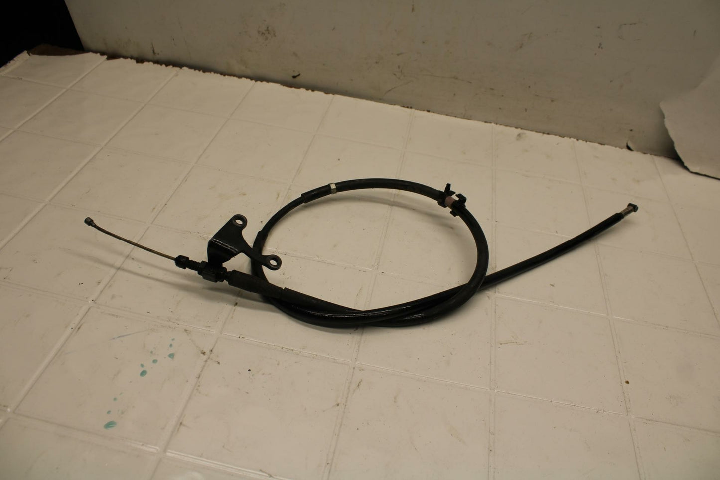 08-16 YAMAHA YZF R6 CLUTCH CABLE LINE BB406