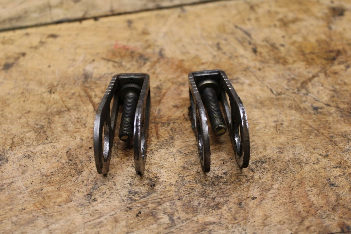 98-05 HONDA SUPER HAWK 1000 VTR1000F SWINGARM CHAIN TENSIONER ADJUSTMENT BB341