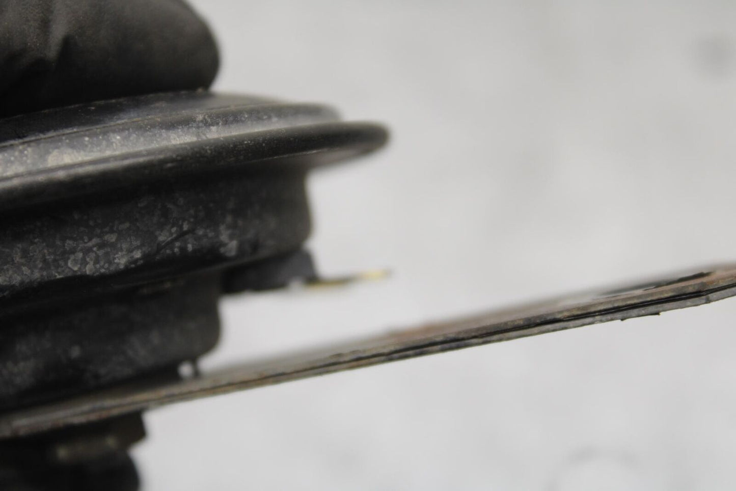 1995 Suzuki RF600R HORN SIGNAL BB615