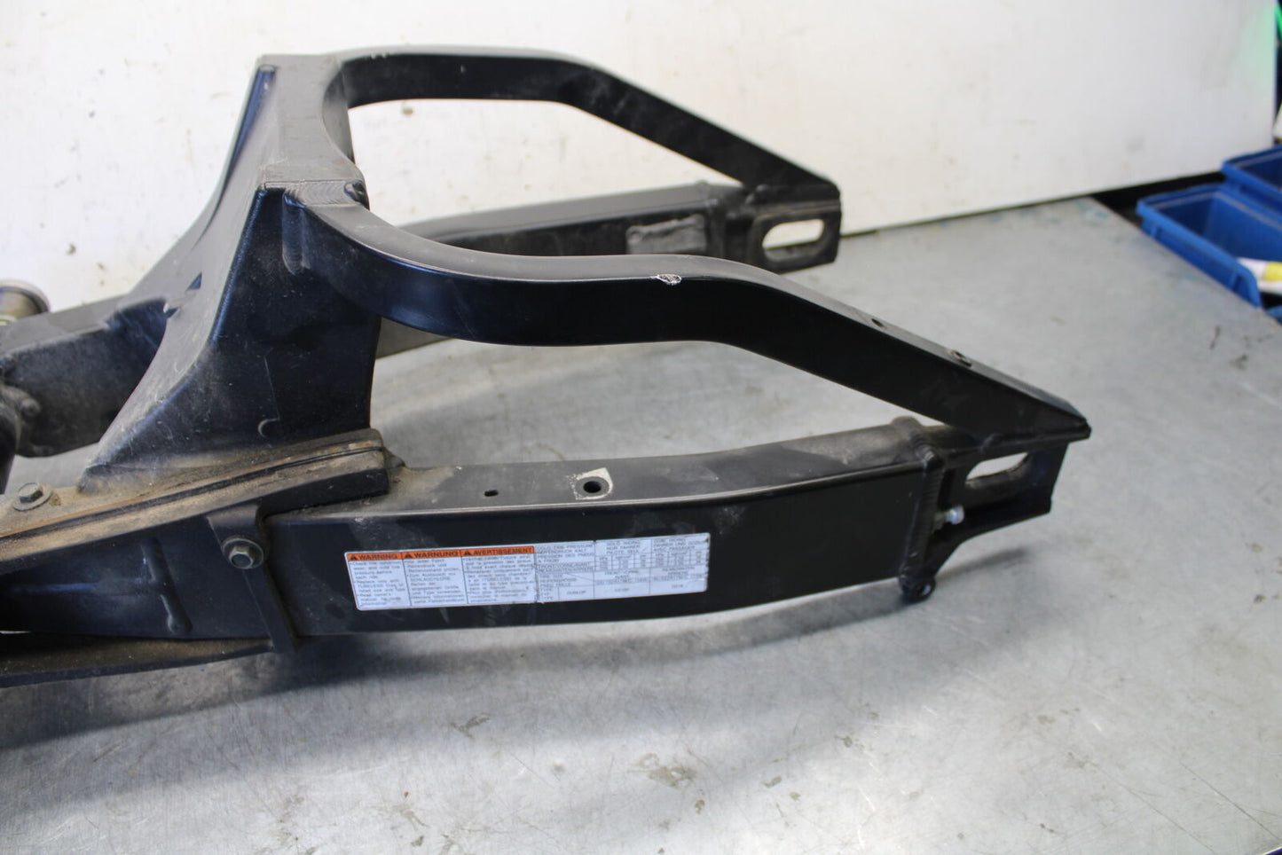 04 SUZUKI GSXR600 REAR SWINGARM BACK SUSPENSION SWING ARM 61000-29G00 BB676