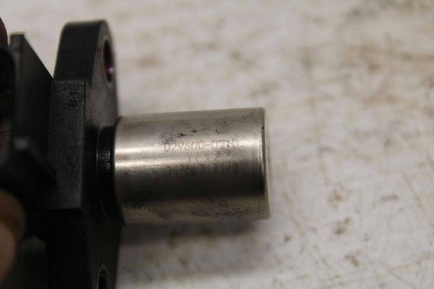 04-05 SUZUKI GSXR600 HEAD KNOCK SENSOR BB245