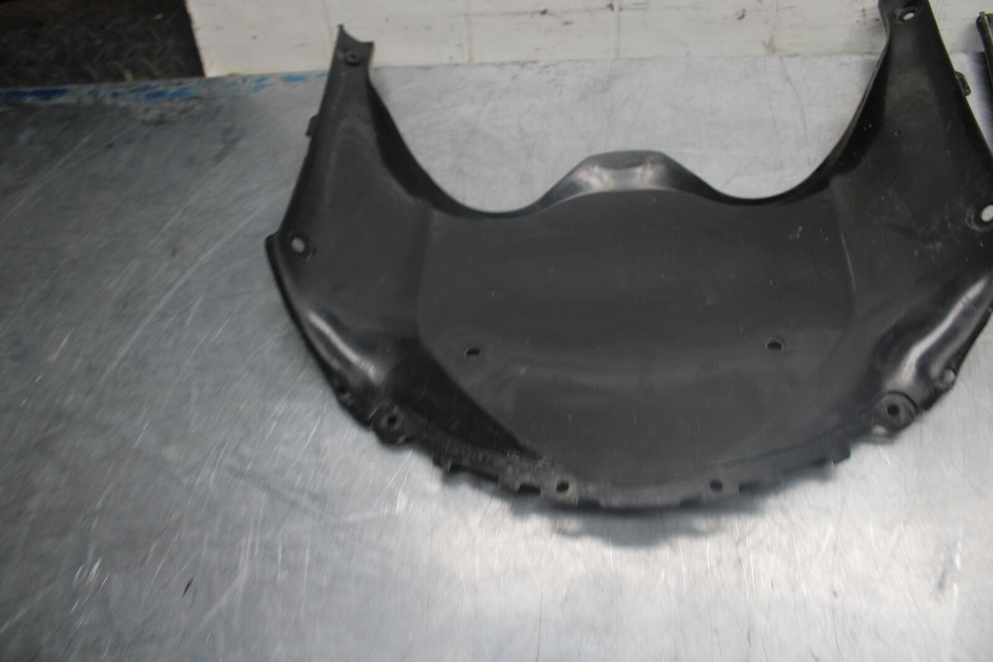 15-21 SUZUKI GSXR600 INNER FAIRING COWL TRIM COVER PANEL BB460