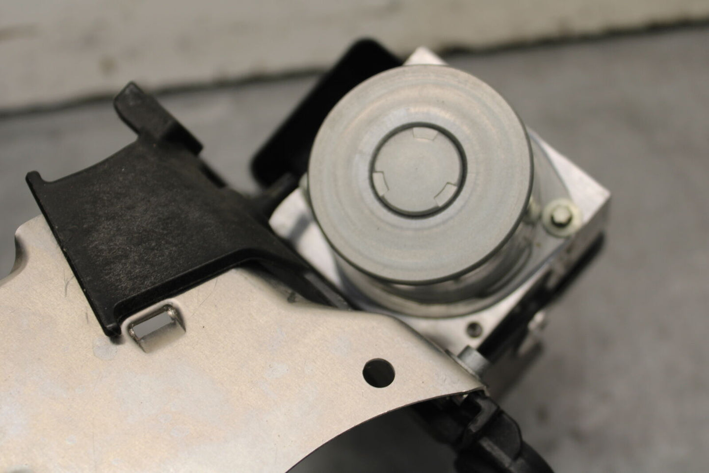 21-24 APRILIA RSV4 ABS PUMP UNIT MODULE BB668