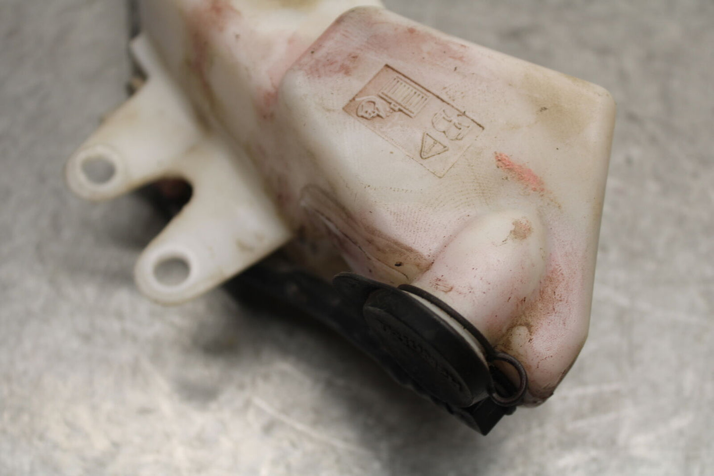09-11 TRIUMPH DAYTONA 675 COOLANT WATER TANK RESERVOIR BOTTLE BB652