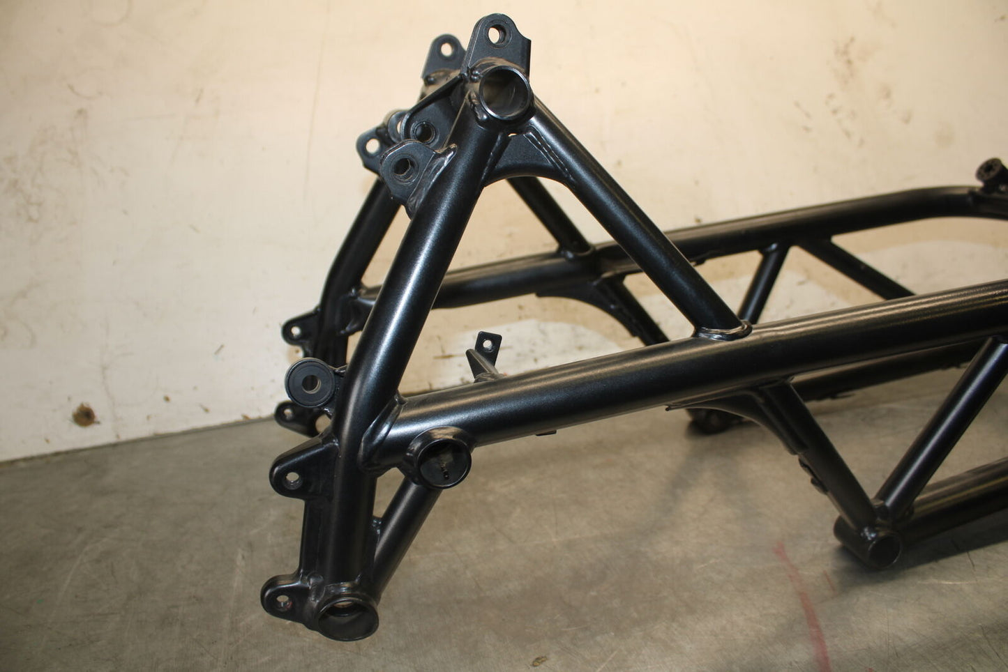 12-13 DUCATI STREETFIGHTER 848 FRAME CHASSIS BB705