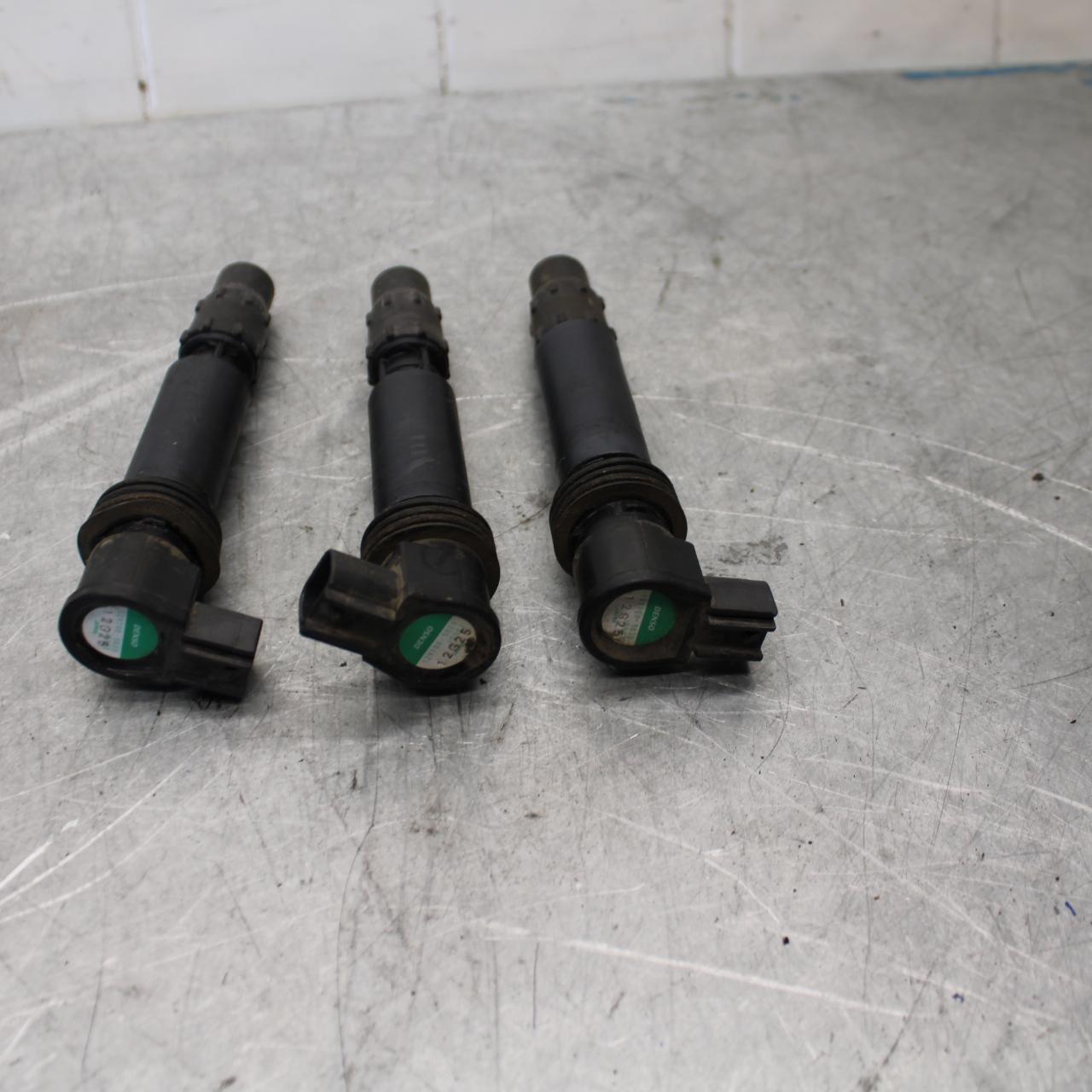 2006 Triumph Daytona 675 Triple IGNITION COILS COIL SPARK PLUG CAPS BB434
